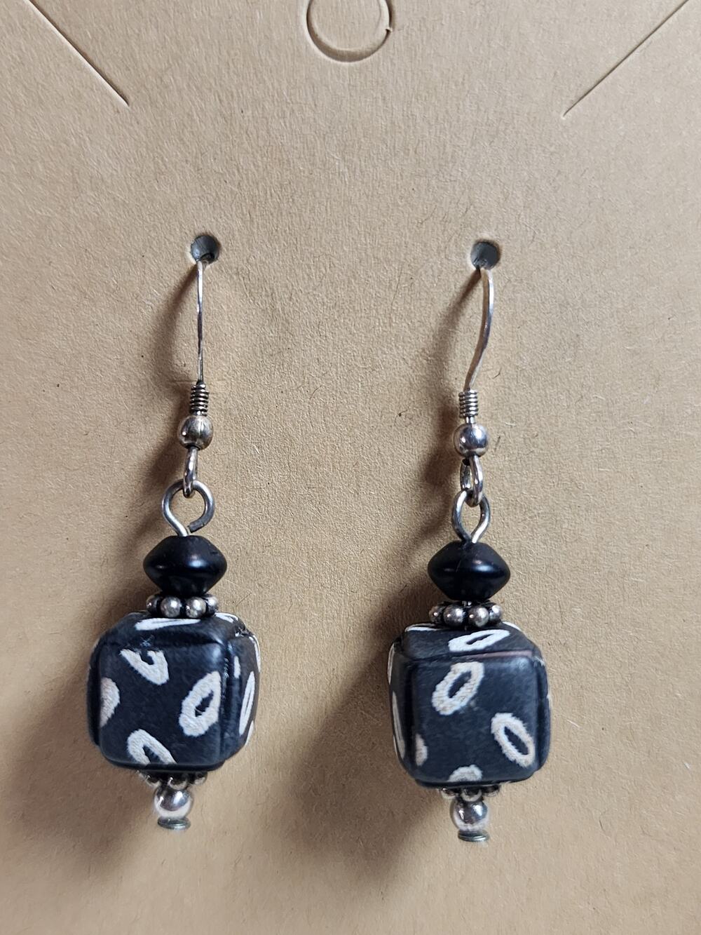 Vtg African Batik Bone Drop Earrings Black White Boho Mudcloth Geometric Cube